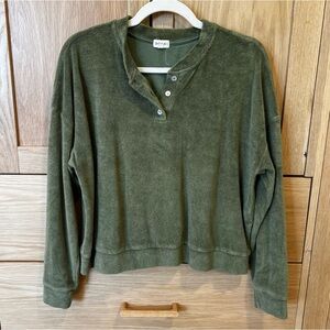 Donni Terry Cloth Henley Long Sleeve Top Olive Green Size Large Lounge Casual